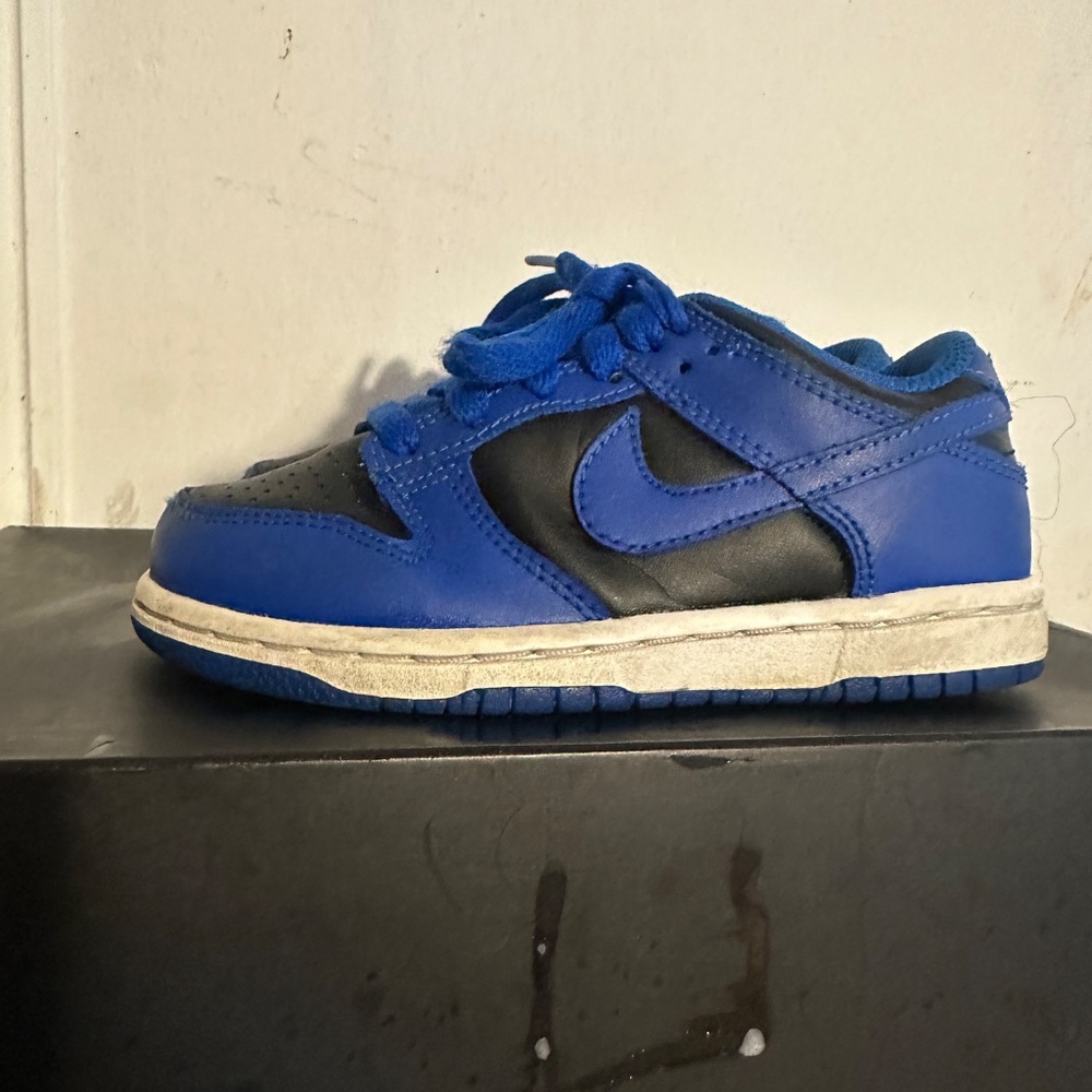 Dunks - Picture 2 of 3
